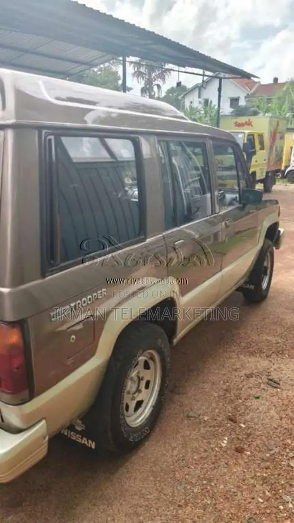 Isuzu Trooper 1989 SUV (Used)