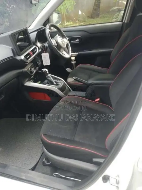 Toyota Raize 2020 SUV (Used)