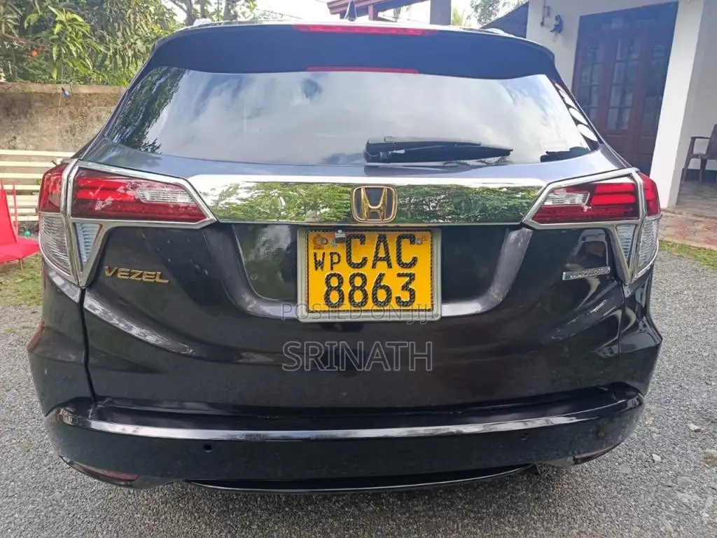 Honda Vezel Z 2013 SUV (Used)