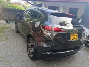 Honda Vezel Z 2013 SUV (Used)