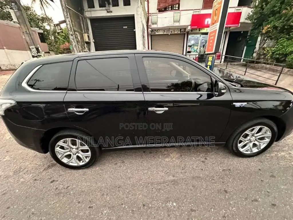 Mitsubishi Outlander 2014 SUV (Used)