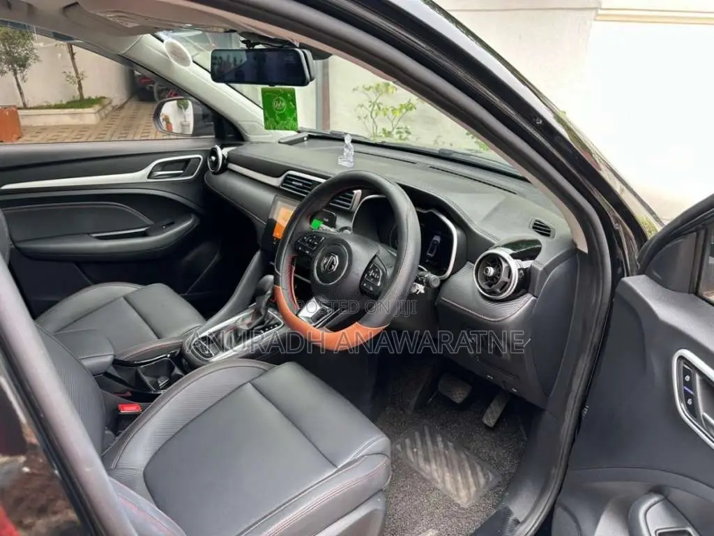 MG ZS MCE 2025 SUV (Used)