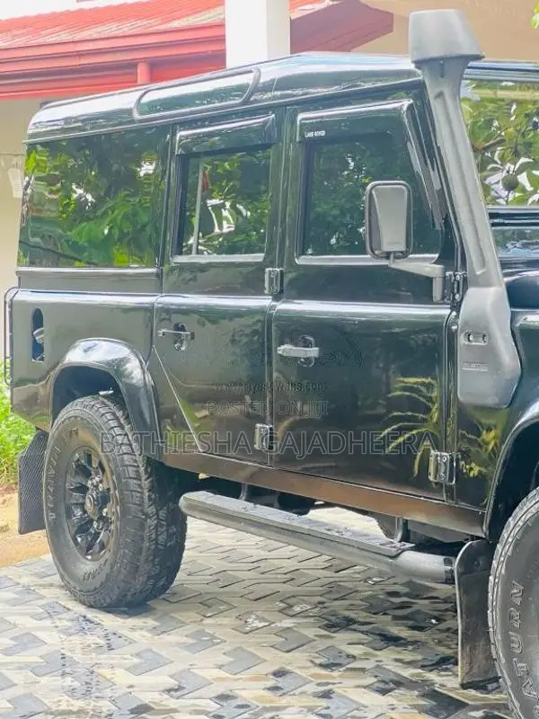 Land-Rover Defender 110 1985 SUV (Used)