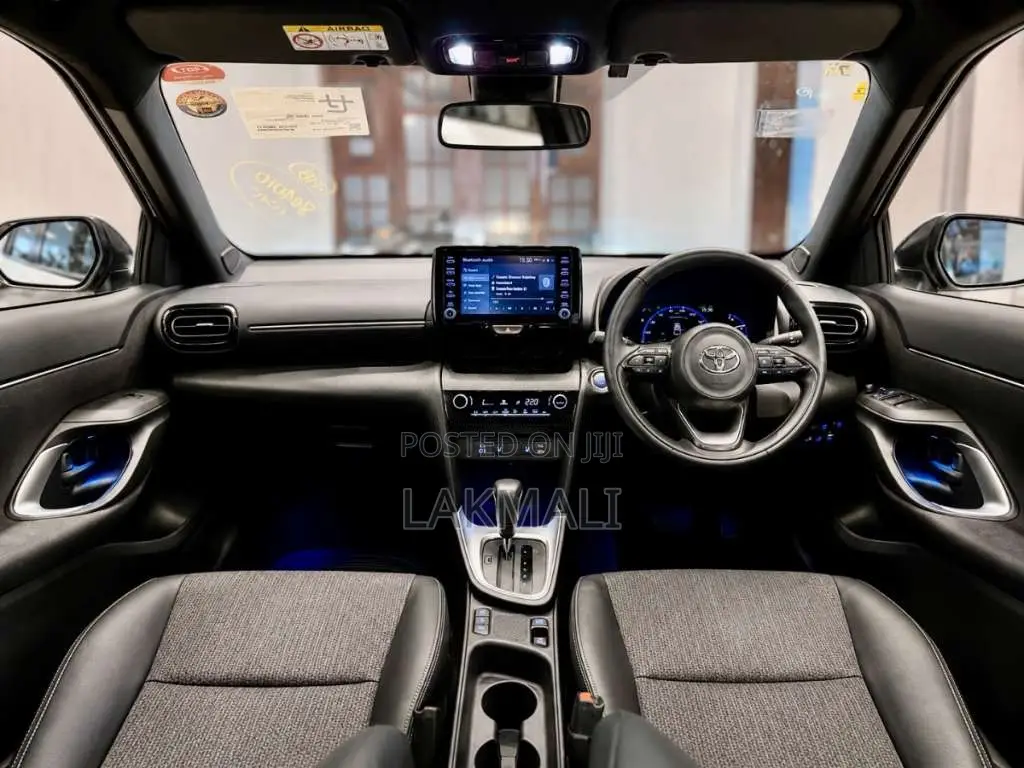Toyota Yaris Cross Z 2023 SUV Unregistered (Recondition)