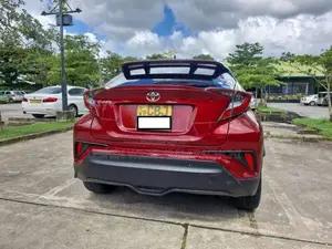 Toyota CHR 2019 SUV (Used)