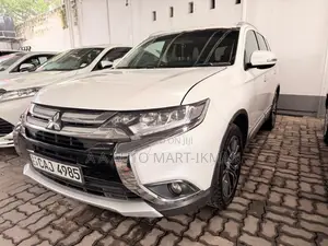 Mitsubishi Outlander 2015 SUV (Used)