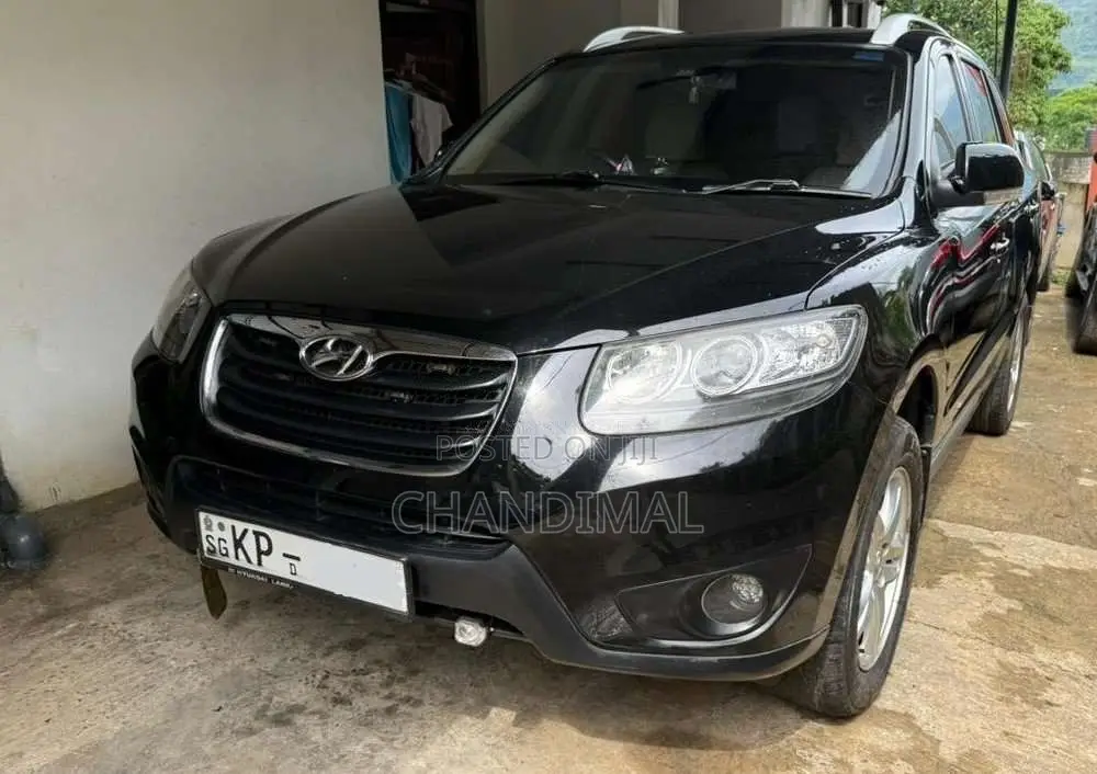 Hyundai Santa Fe 2011 SUV (Used)
