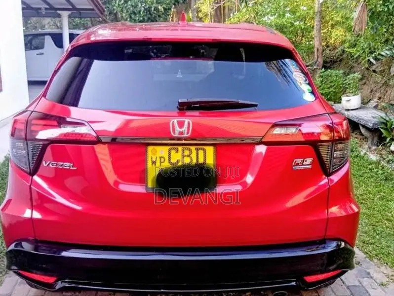 Honda VEZEL RS SENSING LED 2018 SUV (Used)