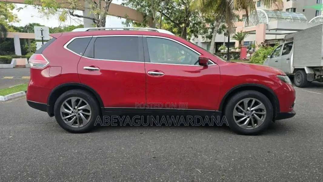 Nissan X-Trail 2014 SUV (Used)