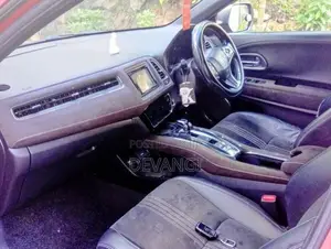 Honda VEZEL RS SENSING LED 2018 SUV (Used)