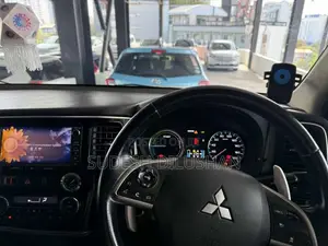 Mitsubishi Outlander 2013 SUV (Used)