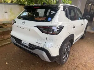 Nissan Magnite Tekna Plus 2025 SUV (Used)