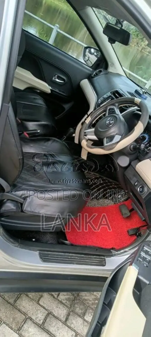 Toyota Rush 2016 SUV (Used)
