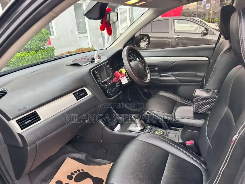 Mitsubishi Outlander 2014 SUV (Used)