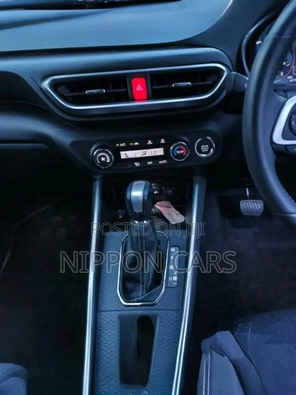 Daihatsu ROCKY 2025 SUV Unregistered (Recondition)