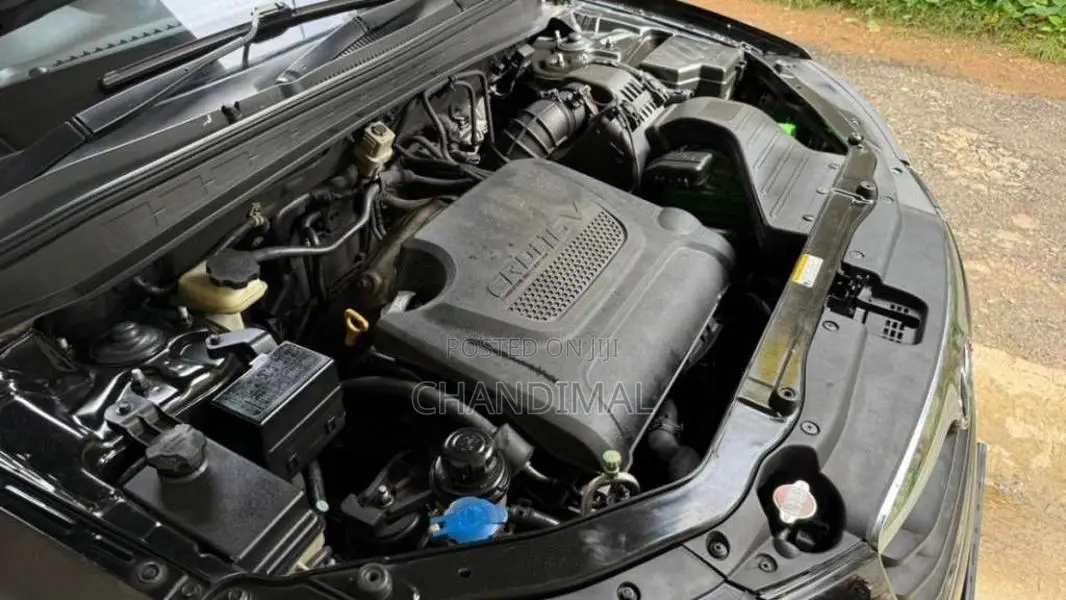 Hyundai Santa Fe 2011 SUV (Used)