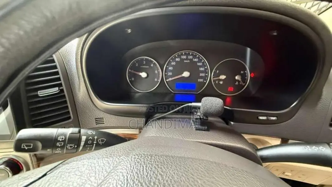 Hyundai Santa Fe 2011 SUV (Used)