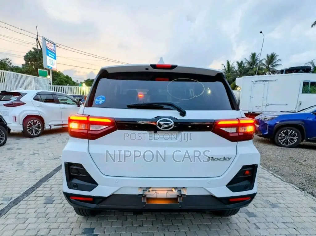 Daihatsu ROCKY 2025 SUV Unregistered (Recondition)
