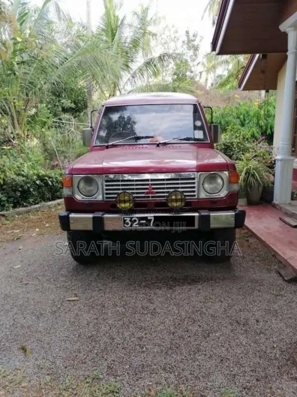 Mitsubishi Pajero 1989 SUV (Used)