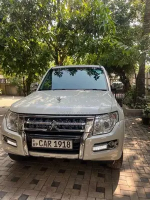 Mitsubishi Montero 2015 SUV (Used)