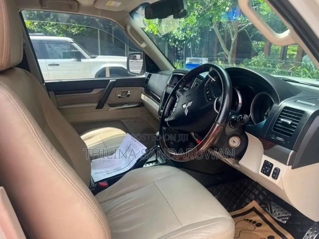 Mitsubishi Montero 2015 SUV (Used)
