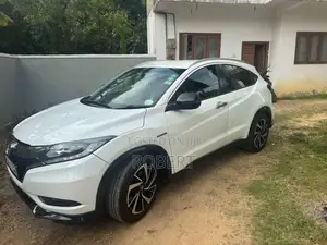 Honda Vezel 2016 SUV (Used)