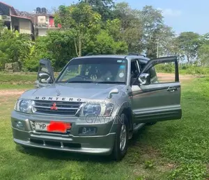 Mitsubishi Montero V6 2000 SUV (Used)