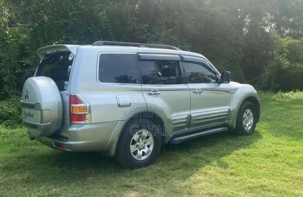 Mitsubishi Montero V6 2000 SUV (Used)