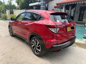 Honda Vezel Rs 2016 SUV (Used)