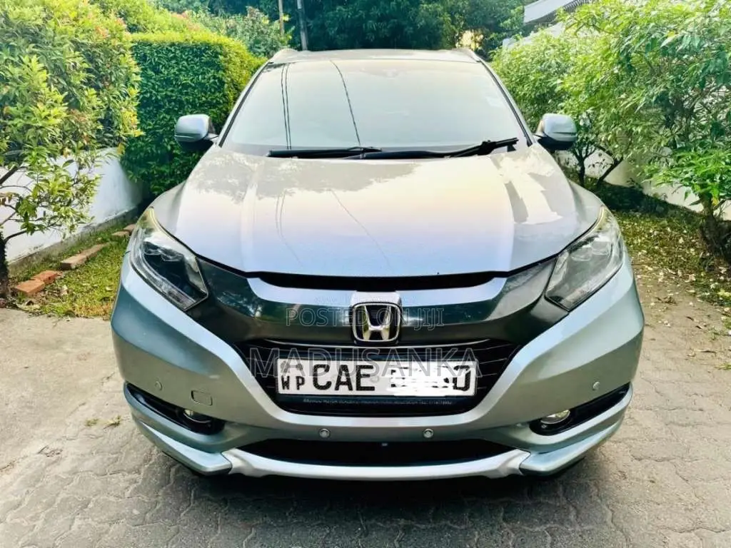 Honda Vezel 2014 SUV (Used)