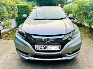 Honda Vezel 2014 SUV (Used)