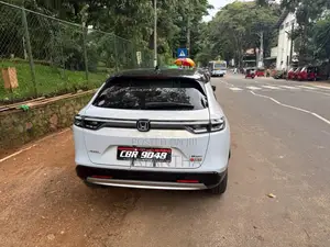 Honda Vezel Z Play 2023 SUV (Used)