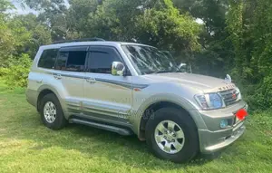 Mitsubishi Montero V6 2000 SUV (Used)