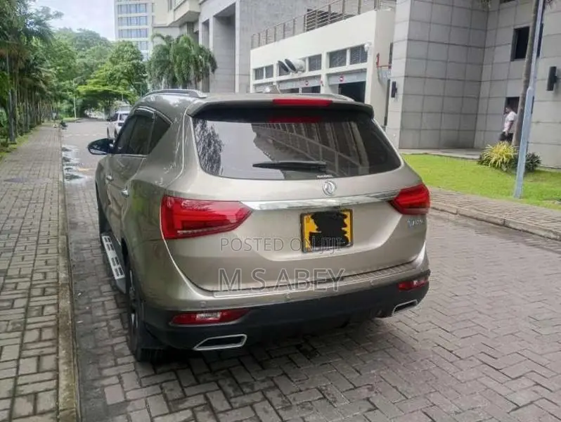 DFSK Glory I-Auto 2023 SUV (Used)