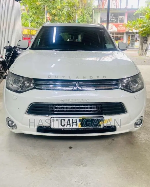 Mitsubishi Outlander 2015 SUV (Used)