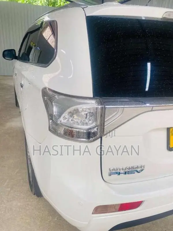 Mitsubishi Outlander 2015 SUV (Used)