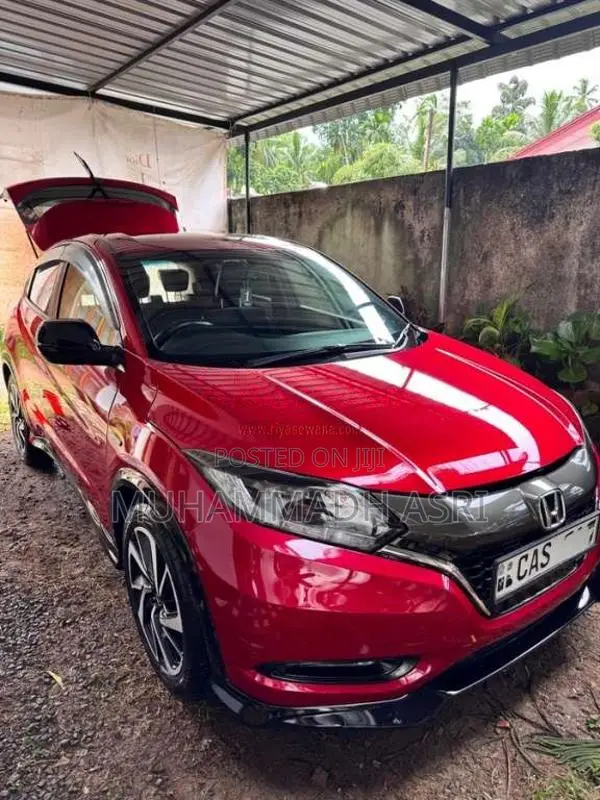 Honda Vezel 2016 SUV (Used)