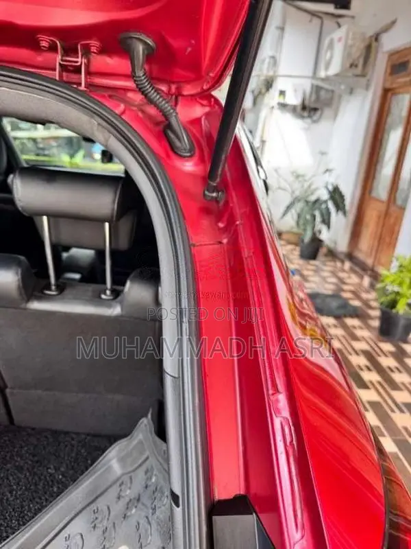 Honda Vezel 2016 SUV (Used)