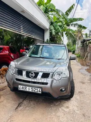 Nissan X-trail 2011 SUV (Used)