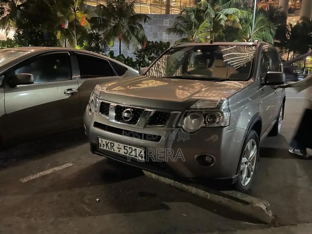 Nissan X-trail 2011 SUV (Used)
