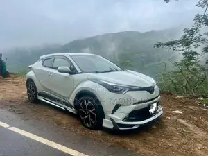 Toyota CHR AWD GT TURBO 2018 SUV (Used)