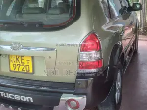 Hyundai TUCSON 2006 SUV (Used)