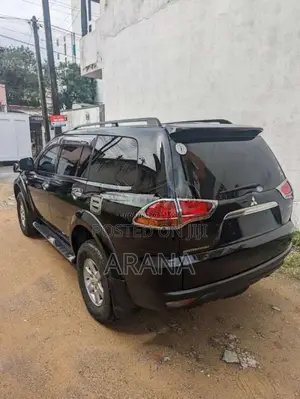 Mitsubishi Montero 2011 SUV (Used)