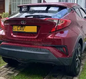 Toyota CHR 2017 SUV (Used)