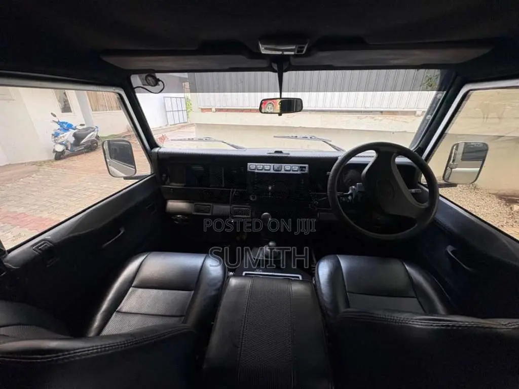 Land-Rover Defender 1976 SUV (Used)