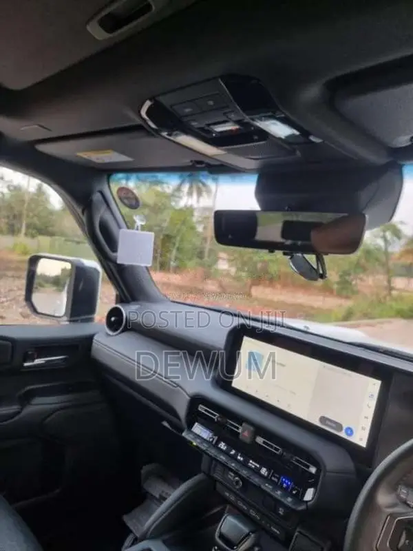 Toyota Land Cruiser 2024 SUV (Used)