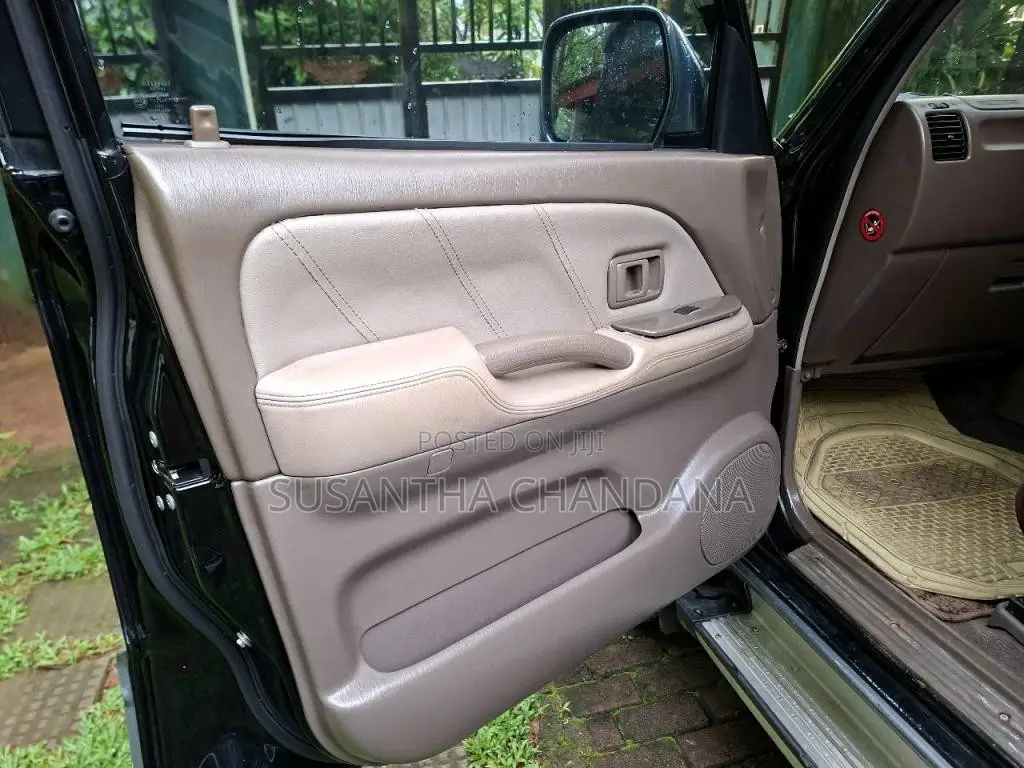 Toyota Prado 95 2000 SUV (Used)