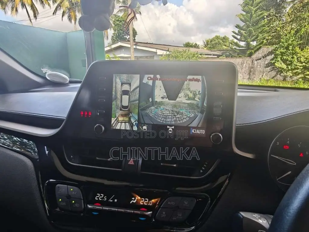 Toyota CHR 2019 SUV (Used)