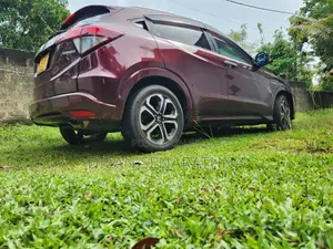 Honda Vezel 2015 SUV (Used)