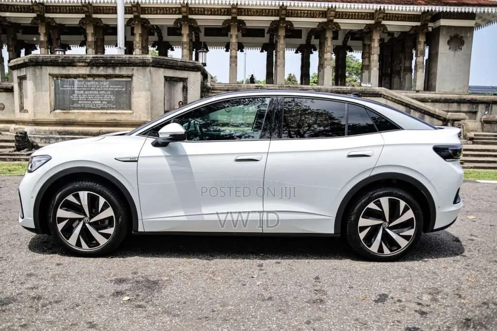 Volkswagen ID5 Pro 2023 SUV (Used)